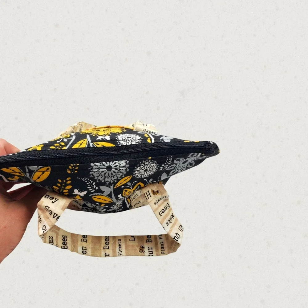 Handmade Quilted Honeybee Floral Fabric Zipper Pouch Small Handbag Black Yellow